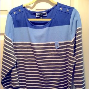 Karen Scott sports top